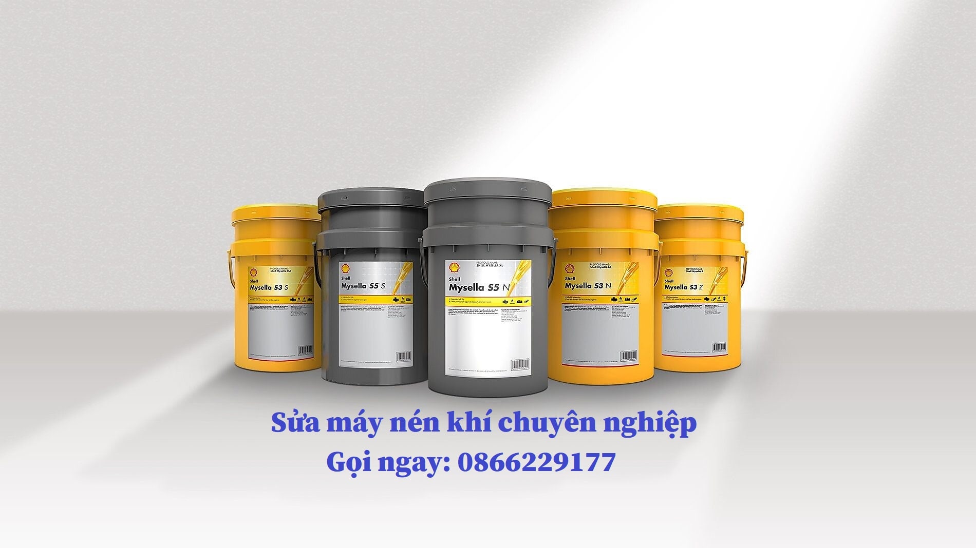 <p>Dầu máy nén khí là loại dầu đặc biệt chuyên dụng cho máy nén khí. Dầu được sản xuất và điều chế với công nghệ hiện đại, quy trình nghiêm ngặt. Bài này chúng tôi sẽ giới thiệu cách thay dầu máy nén khí đúng cách.</p>
