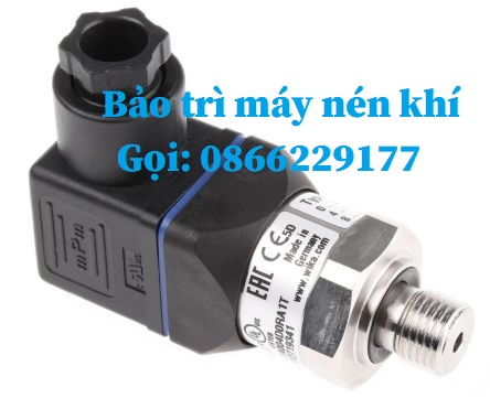 <p>Tương tự như cảm biết nhiệt độ thì cảm biến áp suất có chức năng đo áp lực đầu ra của khí nén. Cảm biến được sử dụng rộng rãi trong công nghiệp; đặc biệt là trong hệ thống máy nén khí trục vít.</p>