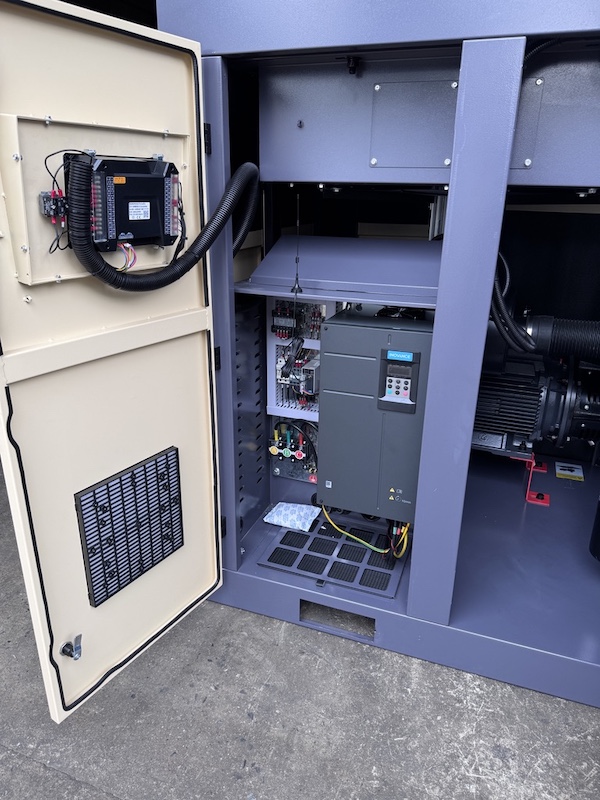 <p><meta charset="UTF-8" />Discover how inverter-driven screw air compressors save up to 45% energy compared to fixed-speed models. Variable Speed Drive technology stabilizes air pressure, reduces energy losses, and improves performance. Hop Nhat HCM – the trusted expert in energy-saving retrofits and inverter installation for industrial compressed air systems.</p>